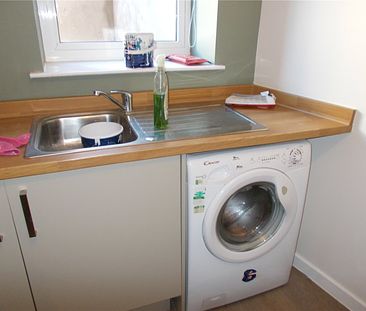 Student Properties to Let - Photo 2