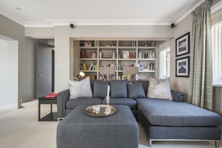 4 bedroom detached house to rent - Photo 3