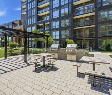 For Lease - 2333 Khalsa Gate Unit# 811, Oakville, Ontario - Photo 2