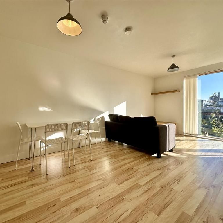 2 bedroom apartment to rent - Photo 1