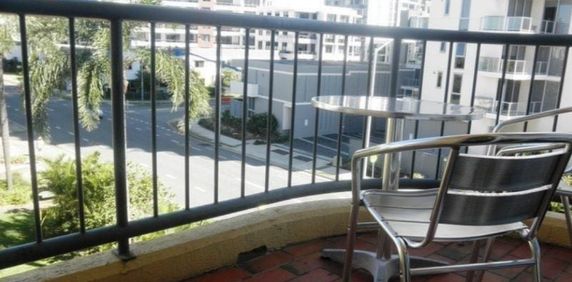 Studio Unit with Amazing Views! - Photo 2