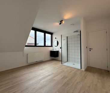Penthouse te huur in Ixelles - Photo 2