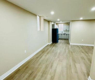 3 ELVERTON CRESCENT - Photo 5