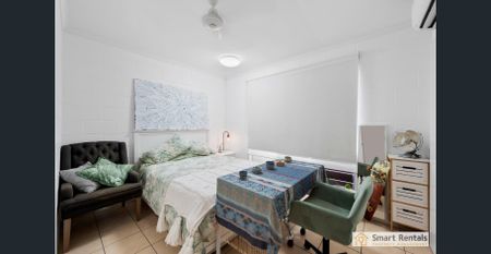 Spacious, Modern and Fully Furnished Unit in West End - Photo 3