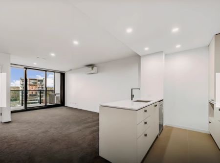 2 bed 2 bath - Photo 3