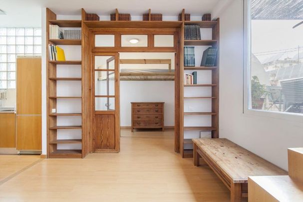 Luxury penthouse for rent in Valencia, Spain - Photo 1