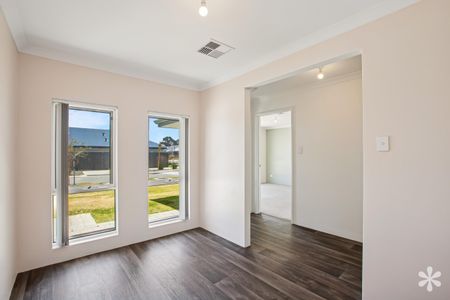 26 Quondong street - Photo 2