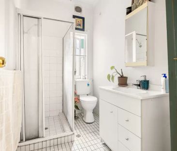 Peaceful ground floor one-bedroom apartment - Photo 5