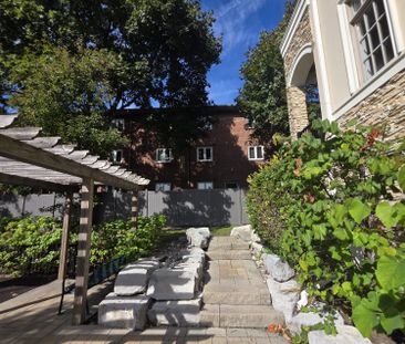 For Lease - 3077 Cawthra Road Unit# 12, Mississauga, Ontario - Photo 5