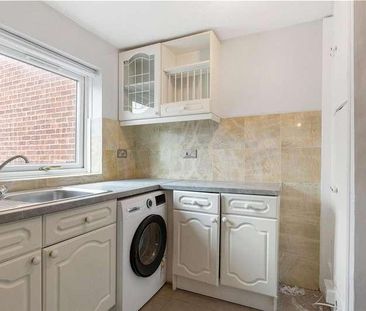 Leigh Court, High View Road, London, SE19 - Photo 3