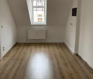 Individuelle Wohnung zum WohlfÃ¼hlen in der Mansarde! - Foto 2