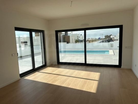 Moradia T3 em Setúbal - Photo 1