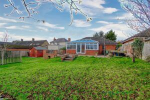 3 BEDROOM Bungalow - Detached - Photo 1