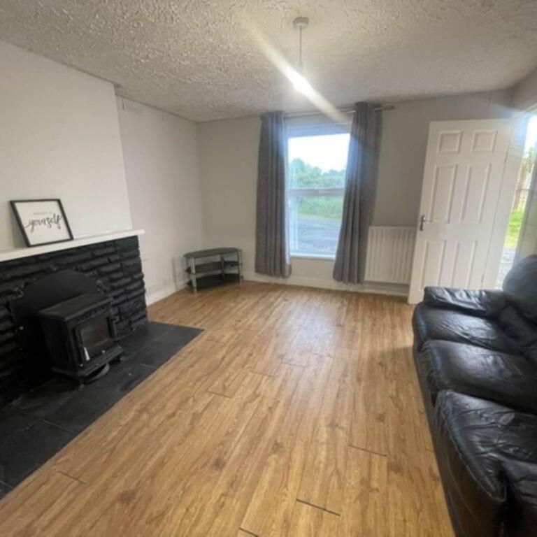 2 Ann Street, Gilford, Craigavon, BT63 6HX - Photo 1