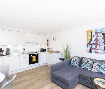 1 bedroom flat to rent - Photo 2