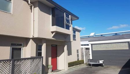 Great Location ! Near the high way ! - Photo 3