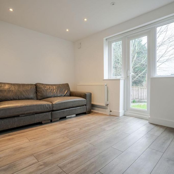 2 bedroom semi-detached house to rent - Photo 1