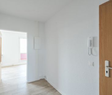 3-Raum-Wohnung mit Balkon! *komplett saniert* - Photo 6