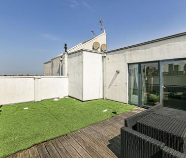 2 bedroom penthouse to rent - Photo 6