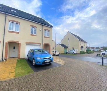 3 bedroom end of terrace house to rent - Photo 4