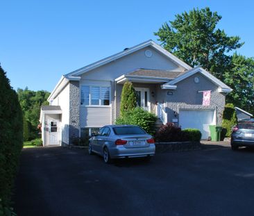 Maison Sur Le Bord De L'eau - Photo 1