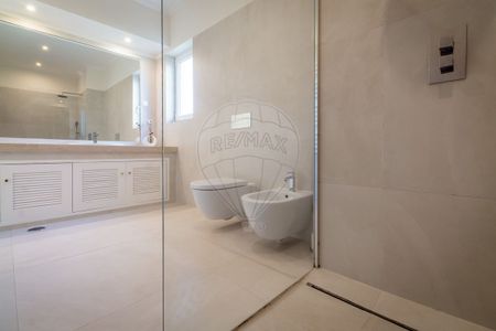 Moradia T4 em Lisboa - Photo 2