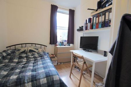 7 bedroom terraced house to rent - Photo 4