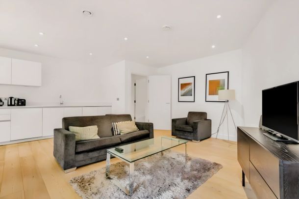 3 Beds 2 Baths - Photo 1