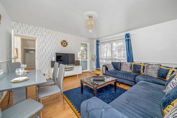 2 Bed Flat, Dartington House, W2 - Photo 1