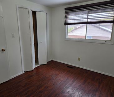 For Lease - 10 Flint Drive, Belleville, Ontario - Photo 3