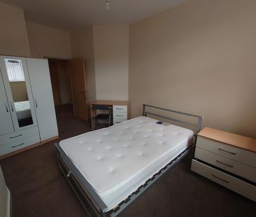 2 bedroom flat share to rent - Photo 3