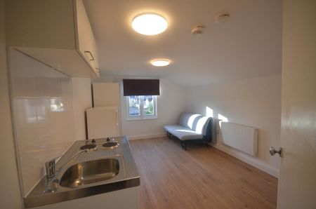 Studio to rent - Photo 5