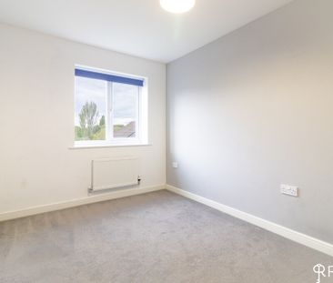 Pike Drive, Chelmsley Wood, Solihull, B37 - Photo 2