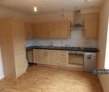 2 bedroom flat to rent - Photo 4