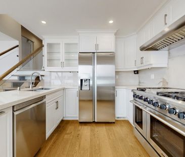 For Lease - 21 Willowbank Avenue, Richmond Hill, Ontario - Photo 5