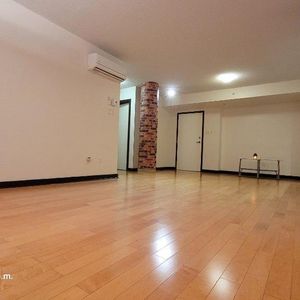 Grand 4 1/2 à louer / Large 4 1/2 for rent - Photo 2