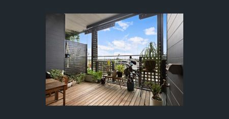 Stunning Sustainable 2-Bedroom Apartment in Nightingale Brunswick East - Photo 5