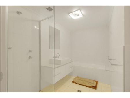 1 / 16-20 Keira Street, Wollongong, NSW 2500 - Photo 5