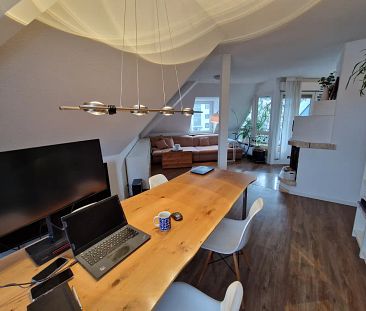 !!!Schöne 2-Zimmer - Dachgeschosswohnung im Zentrum von Böblingen!!! - Photo 1