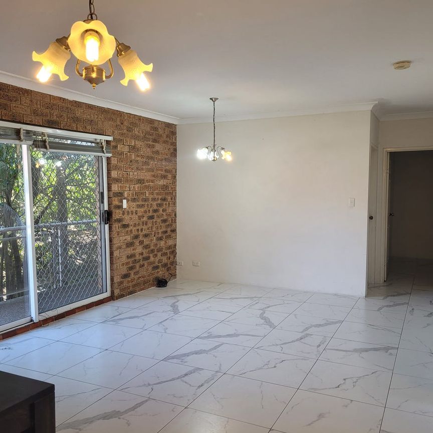 Hurstville 2 bedroom Unit for Rent - Photo 1