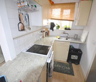 Studio Flat Tudor Street, Exeter, EX4 3BR - Photo 6