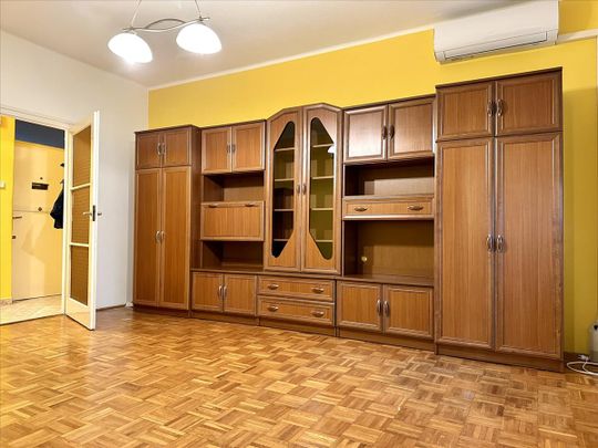 Kiadó átlagos állapotú lakás - Győr - Fotó 1
