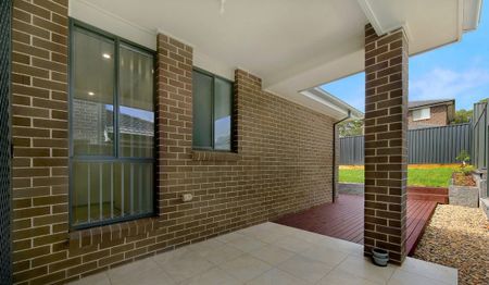 11 Andrew Street, Grantham Farm NSW 2765 - House For Rent | Domain - Photo 2
