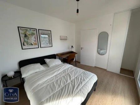 Appartement à louer 4 pièces 79.43m² - Photo 3