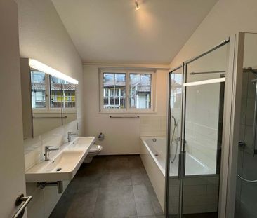 2.5 Zimmer, 73 m², 2. Stock - Photo 3