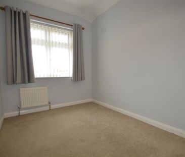 The Furrows, Harefield, UB9 - Photo 5