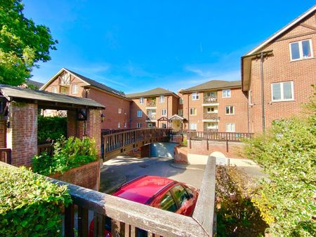 2 bedroom flat to rent - Photo 3