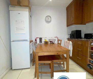 1 Bedroom Room in Flat Share To Rent - Photo 6