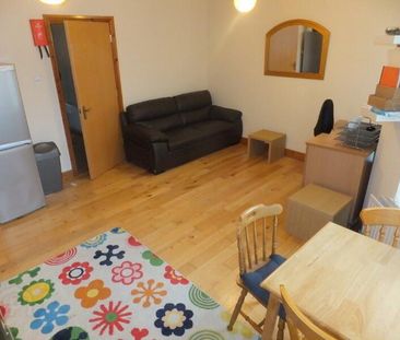 Flat 2, 34 Tates Avenue, Belfast, BT9 7BY - Photo 2