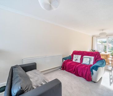 3 bedroom terraced house to rent - Photo 2